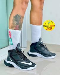 BOTA NIKE